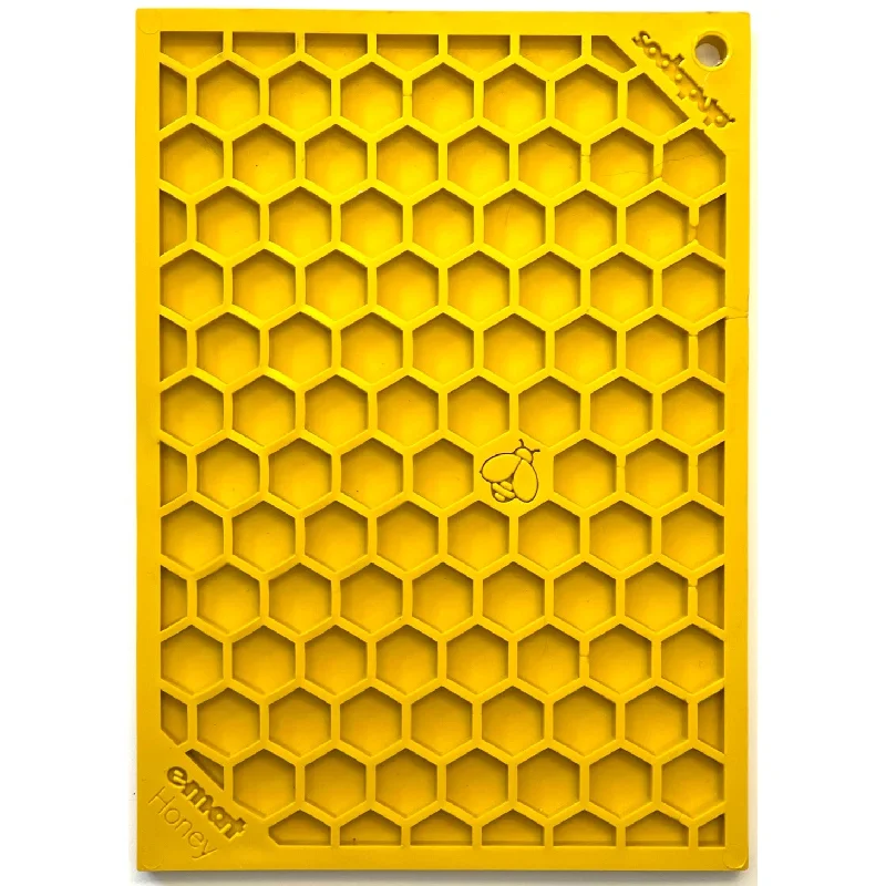 Honeycomb Design Enrichment Lick Mat